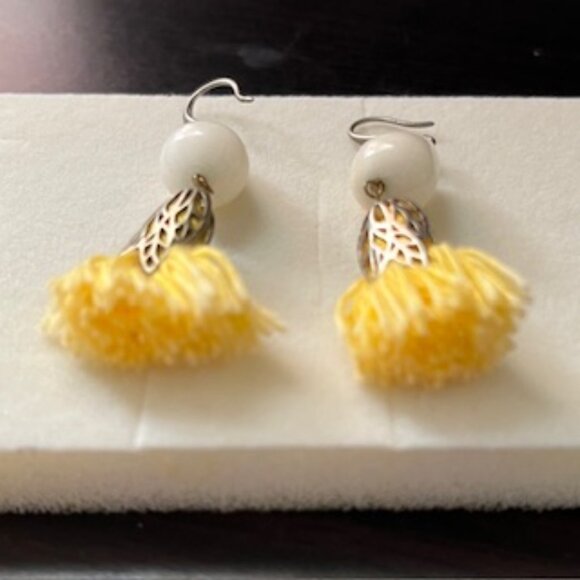 🧡3/15 Anthropologie Yellow Tassel Earrings - Picture 6 of 8